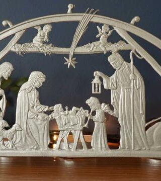 785525294775 Standing Nativity Scene