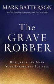 9780801015946 Grave Robber (Reprinted)