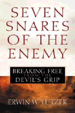 9780802411648 7 Snares Of The Enemy