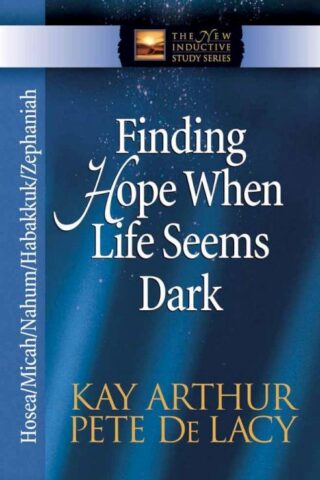 9780736918251 Finding Hope When Life Seems Dark (Student/Study Guide)